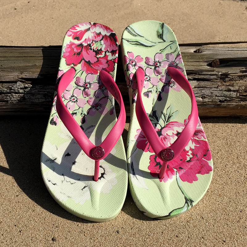 夏季夾腳平底人字拖 防滑平跟沙灘鞋女士休閑涼拖鞋